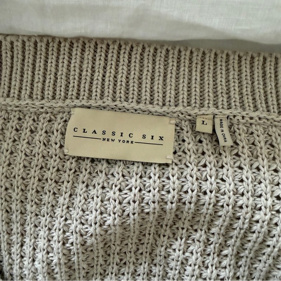 Classic Six NYC Brigitte Linen Sweater - Picture 2 of 4
